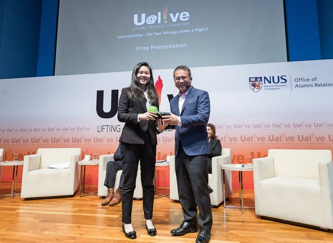 SMU SCHOOL OF SOCIAL SCIENCES UNDERGRADUATE WINS U@LIVE NUS ESSAY COMPETITION