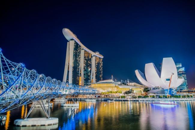 Singapore – The Cultural Melting Pot Where East Meets West